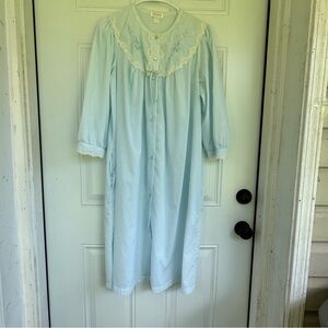 Barbizon Vintage Light Blue Nightgown with Lace Trim Small